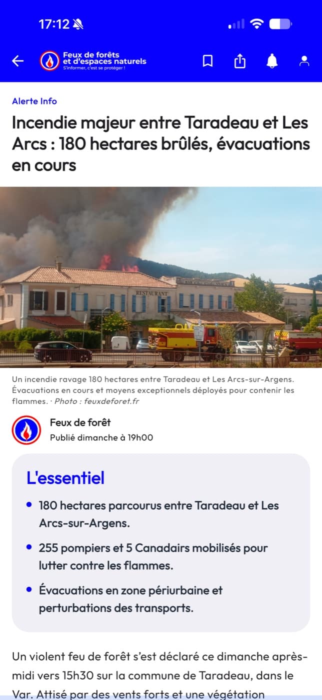 Article d’alerte info sur l’incendie entre Taradeau et Les Arcs, avec le résumé « L’essentiel »